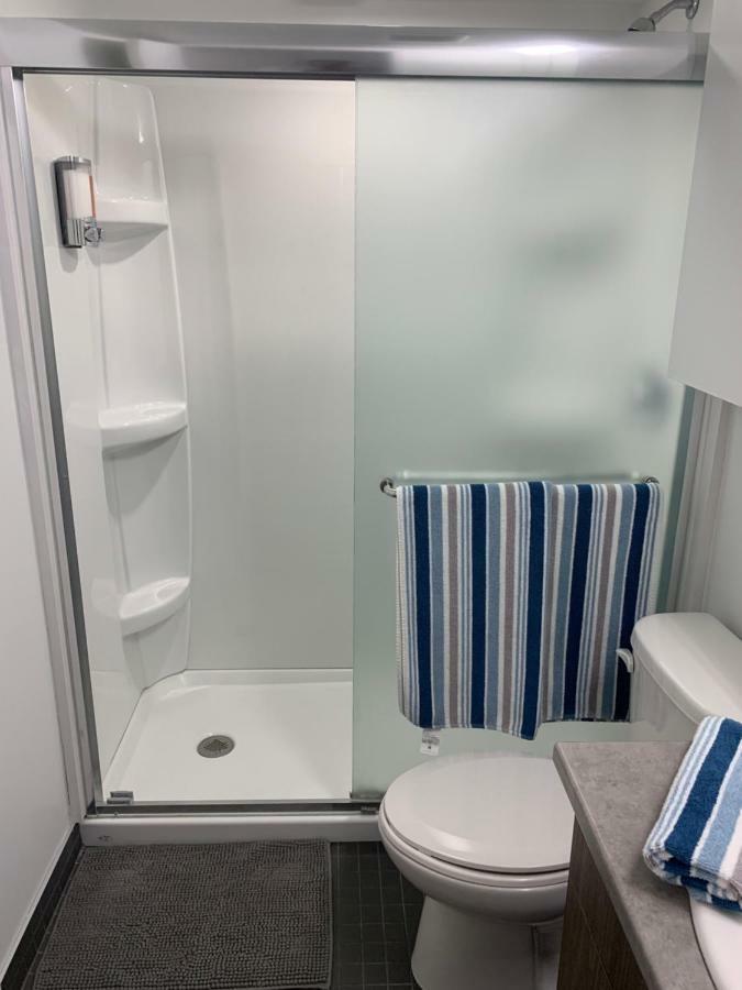 Studio Apartment In Montreal Apartment *