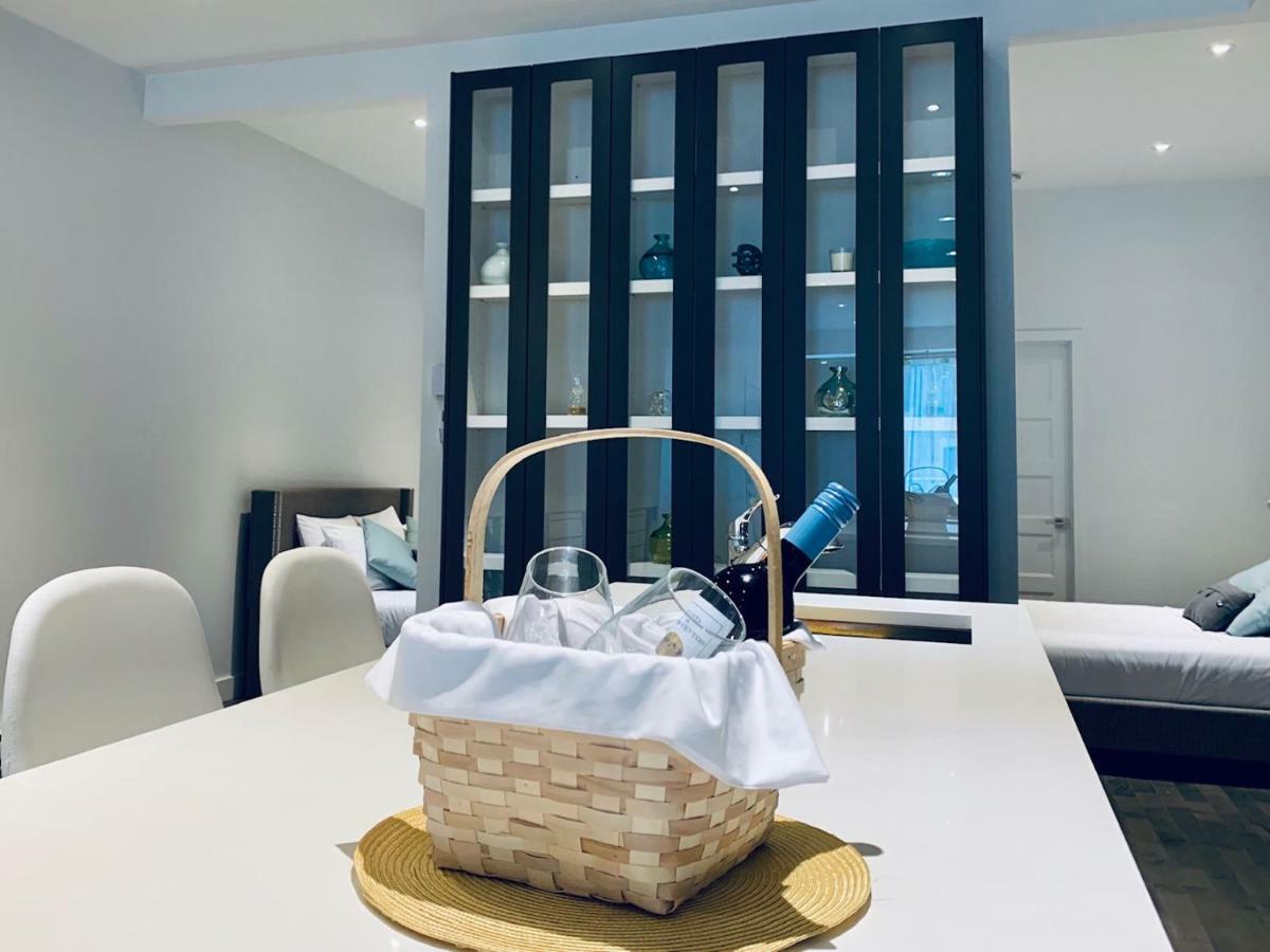 Apartment Sunny Fully Renovated In Saint Denis St Montreal
