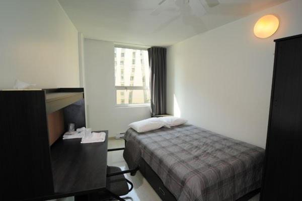 Residences Uqam Ouest Aparthotel Montreal