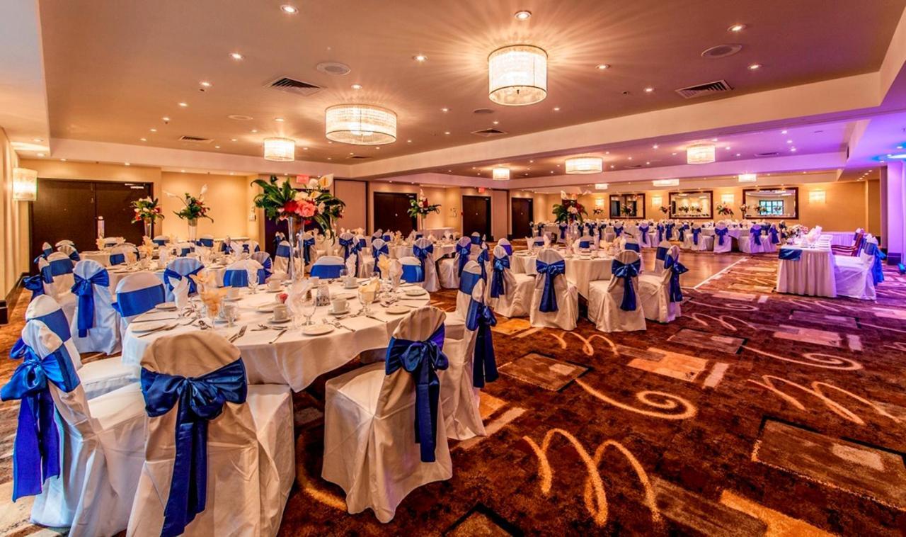 Radisson Airport 3* Montreal