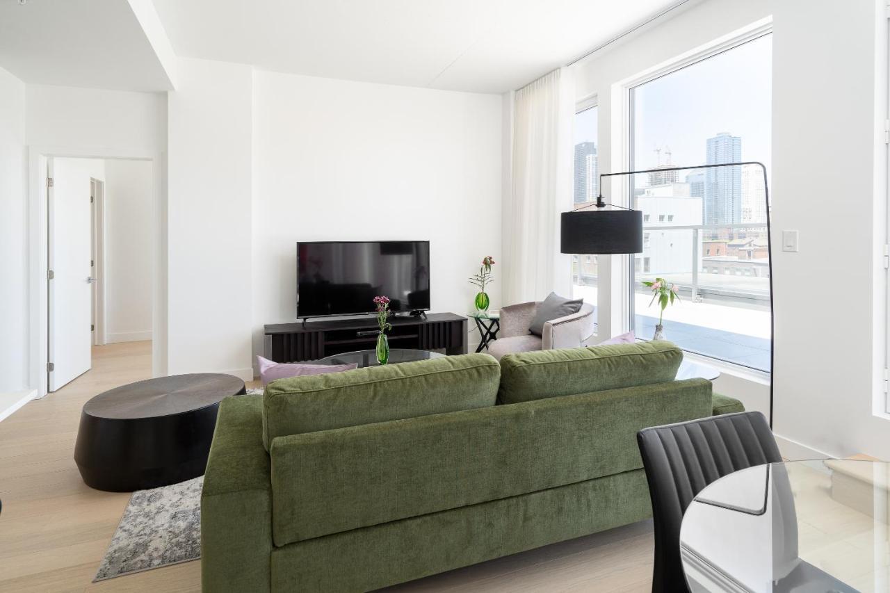 Le Se7t Penthouses Apartment Montreal
