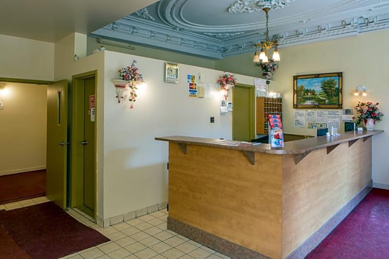 Quartier Latin Hotel 2*