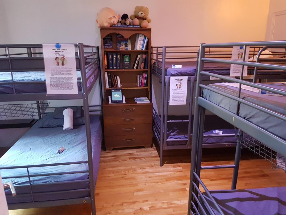 Pied-a-terre Mont-royal Hostel *