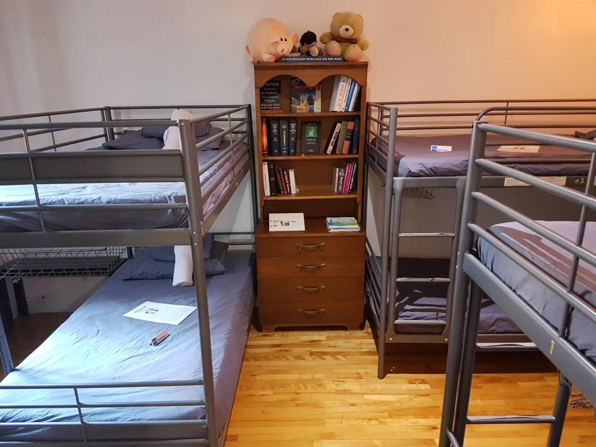 Pied-a-terre Mont-royal Hostel *