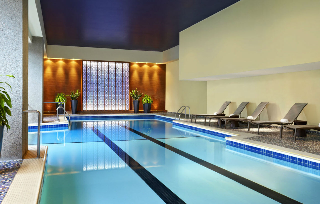 Hotel Le Centre Sheraton 4*