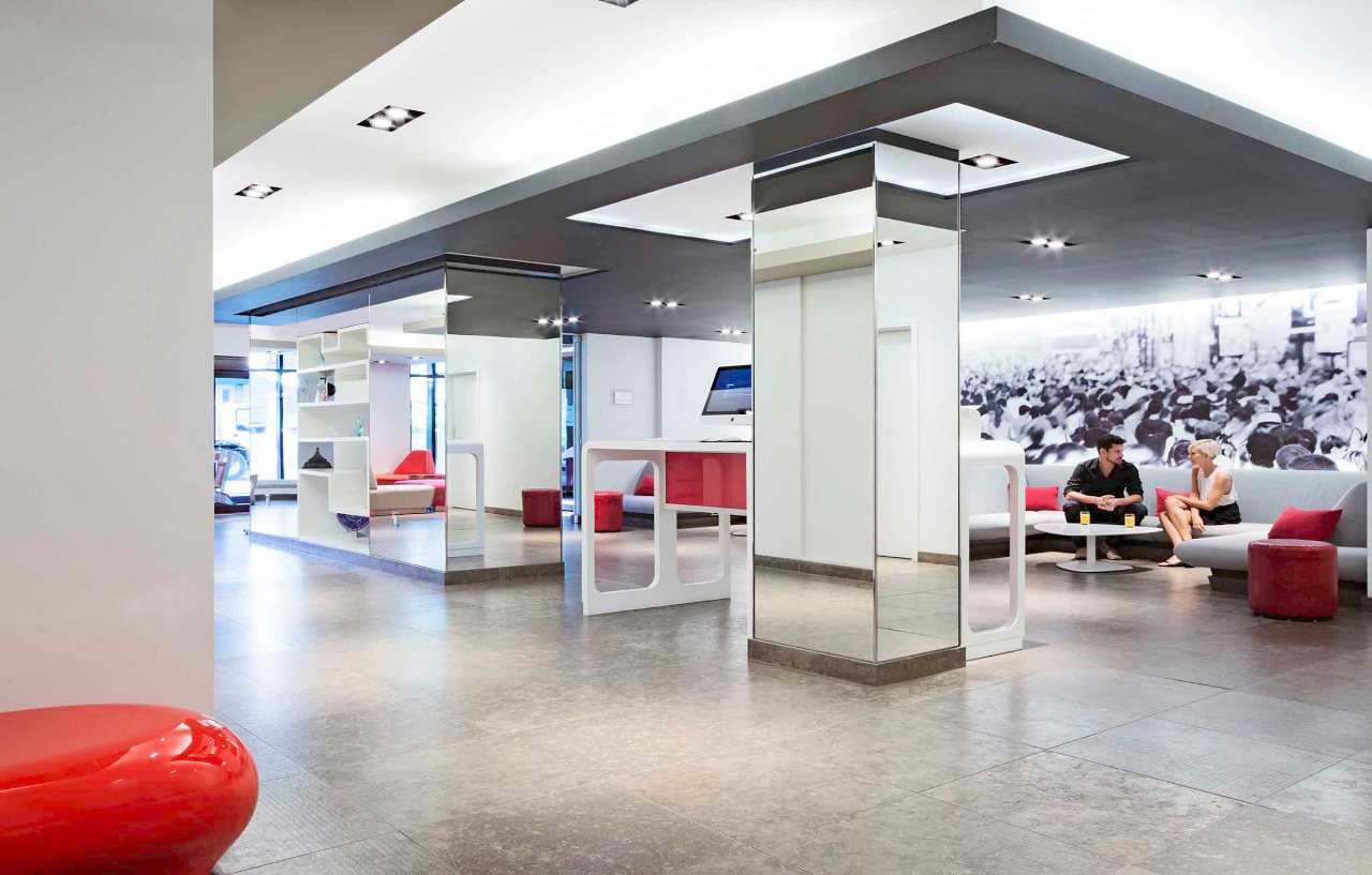 Novotel Center Hotel 4*