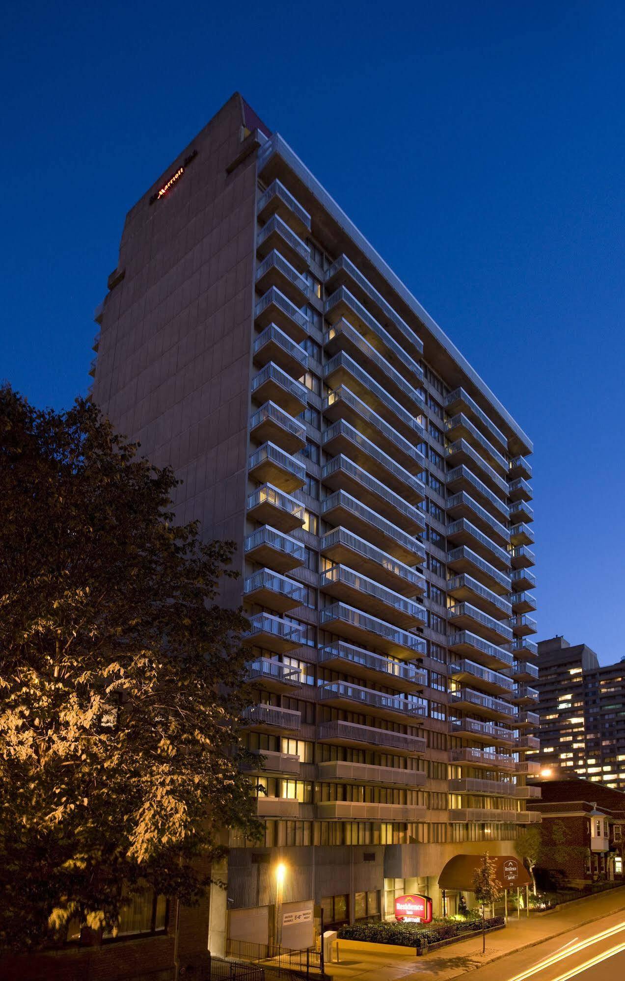 By Marriott Westmount Montreal