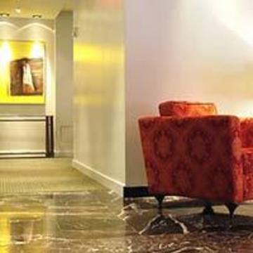 Hotel By Marriott Westmount Montreal