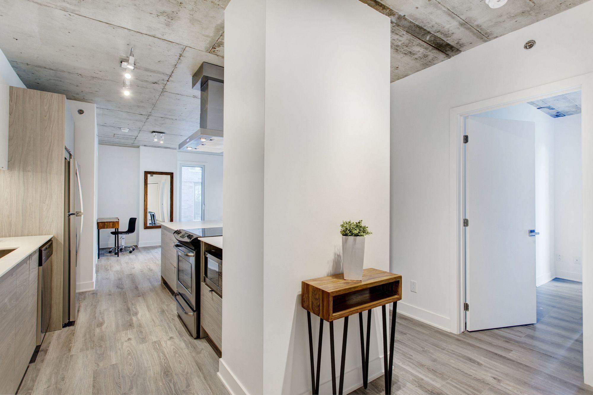 Le Shaughn Apartment