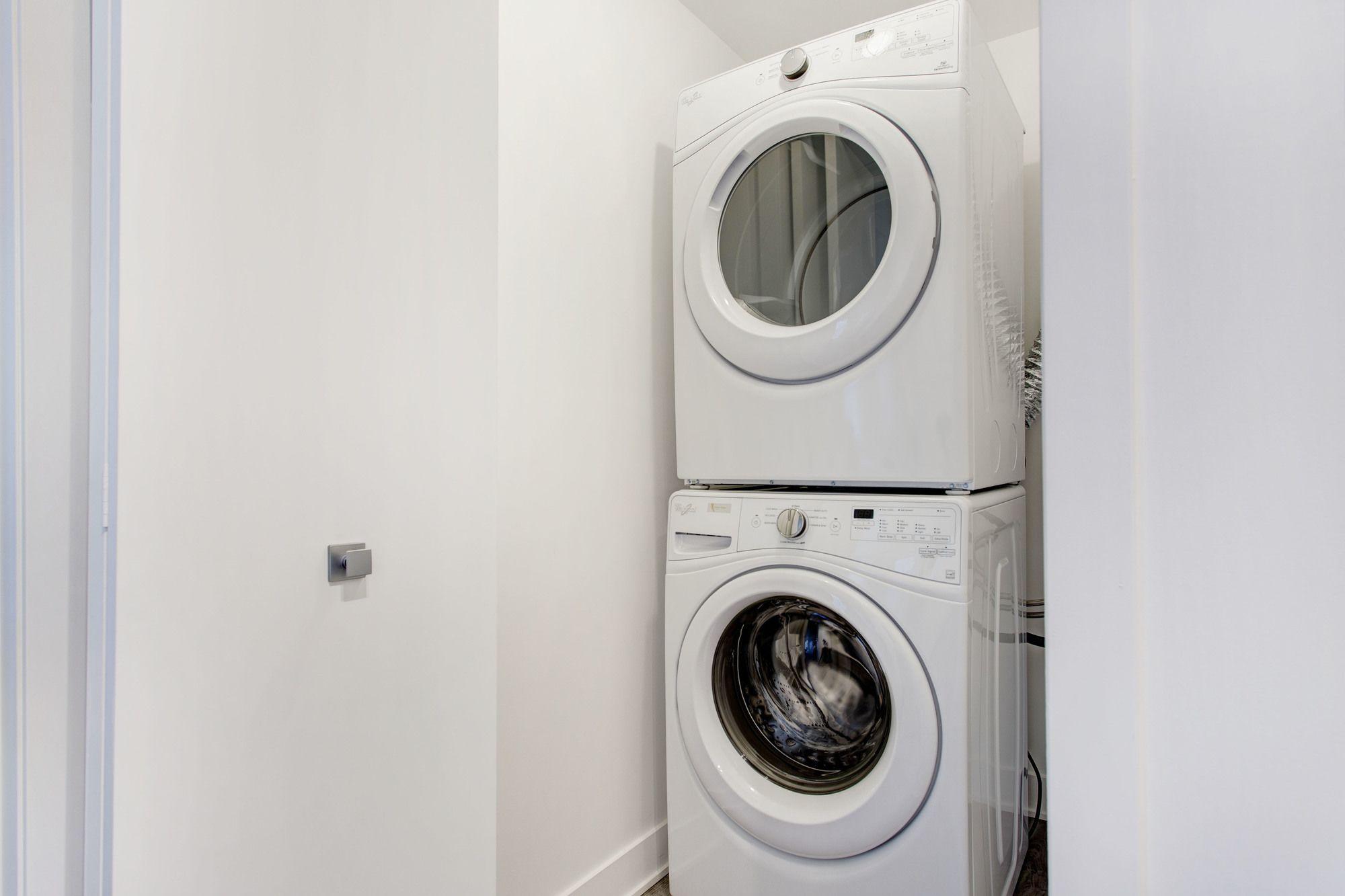 Le Shaughn Apartment