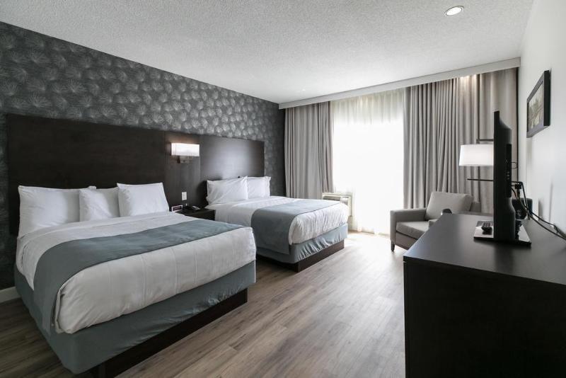 Western East Hotel 3*