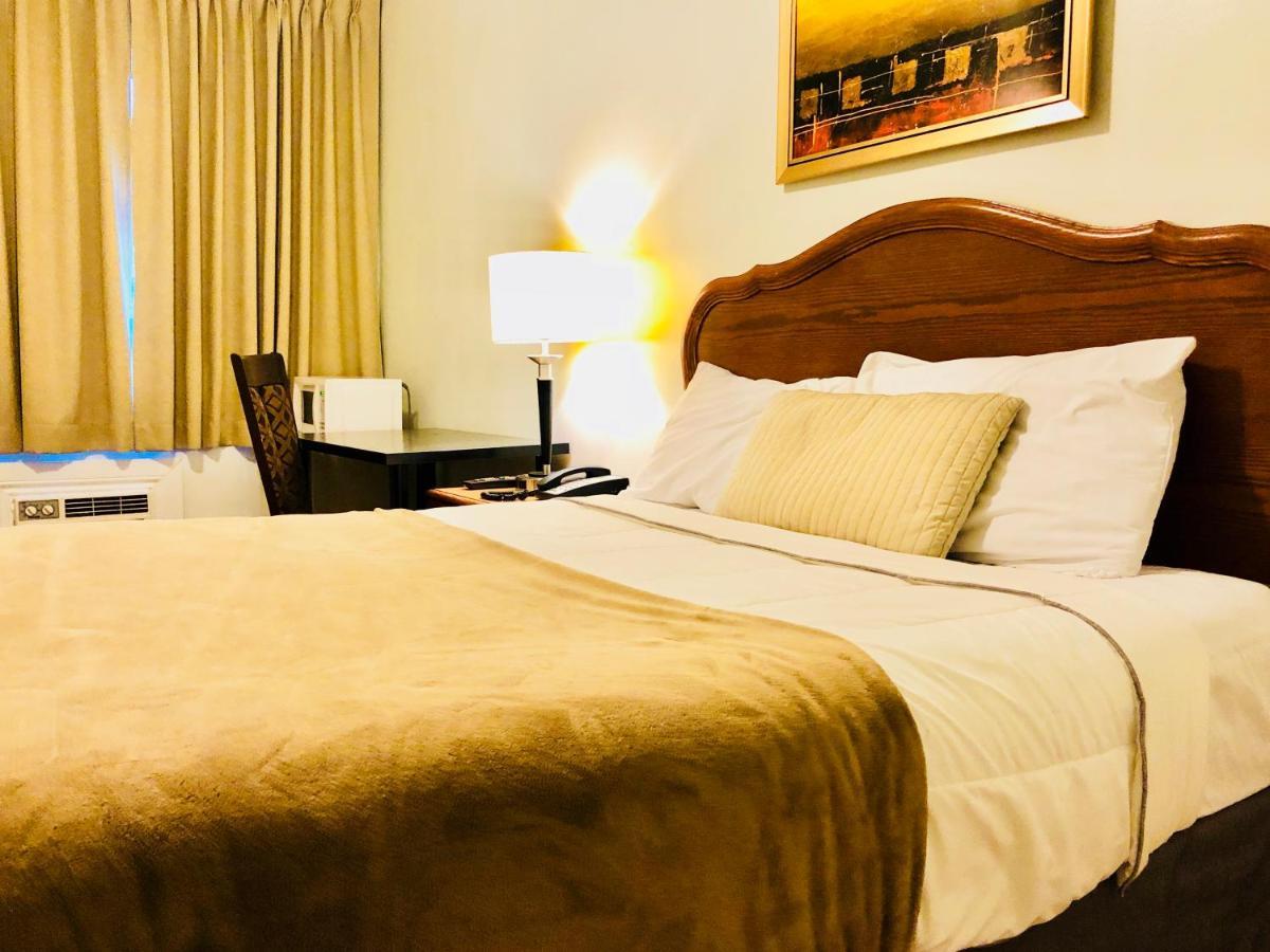 Park Avenue Hotel *
