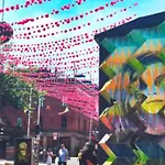 Amazing Location And Trendy Neighborhood