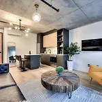 Brand New 2 Bd Modern Suite Hotel In Old Montreal F2