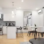 Chic 1-Bedroom Retreat In Montreal\'S Vibrant Plateau Mont-Royal Area - Apt 3