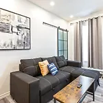 Moderne Condo Mtl Downtown 2Bdr - 4404