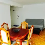 Stylish Montreal Apartment: Comfortable Stay In The Golden Square Mile