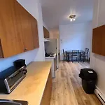 Private Parking III Full Kitchen III Room B