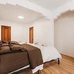 One Bedroom Apartment With Balcony - 2159-03