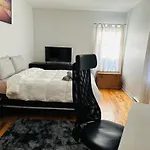 Lovely 3 Bedrooms In Heart Of Plateau Mont-Royal