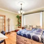 4Bdr-2Min Walk To Metro-Free Parking-15Min To Dt