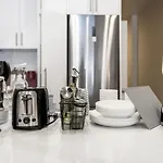 Luxe Downtown King Suite