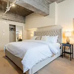 Double King Luxury 2Br Condo