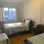 Montreal Accommodation Near Downtown