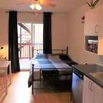 Cozy Studio In Montreal