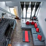 Cozy Condo In Downtown Montreal