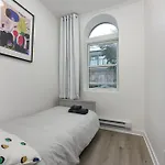 Three Bedroom Chic Condo Downtown Montreal