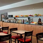 Residence Inn By Marriott Montreal Downtown