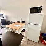 Cozy Studio In Downtown Montreal