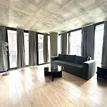 Stylish Two Bedroom Urban Condo In Griffintown