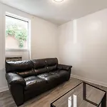 1 Bedroom Apartment With 2 Bed Near St-Lawrence River-1011