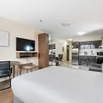 Hotel Montreal Metropolitan, BW Signature Collection