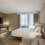 Ac Hotel By Marriott Old Montreal