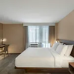 Ac Hotel By Marriott Old Montreal