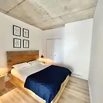 Amazing Loft In Montreal Old Portc Zm9