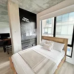 Nice 2 Bedroom Apartment In Old Port