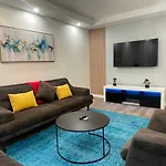 Bright Group Gateway Apartment-Free Parking