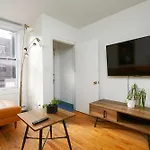 Sunlit 2Br In Plateau Mont Royal Downtown Zb3