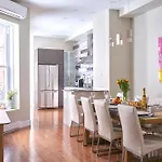 Mtlvacationrentals - The Fabfour