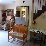 Econohotel Montreal