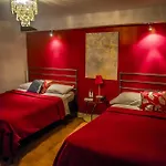 What are the best hotels near Notre-Dame Basilica?