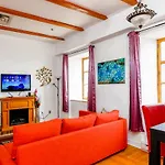 Rasco Water View Apartment In Old Montreal