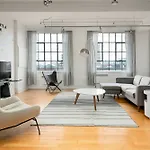 Spacious 5Br In Central Plateau By Sonder