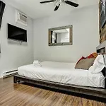 Destination Stays Griffintown Montreal