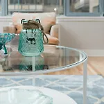 Distinctive 2Br In Downtown Mtl By Sonder