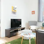 Modern 2Br In The Village By Sonder
